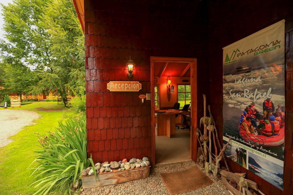 Hotel Y Cabanas Patagonia Green ปูแอร์โต ไอเซน ภายนอก รูปภาพ