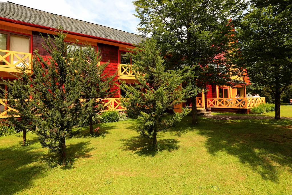 Hotel Y Cabanas Patagonia Green ปูแอร์โต ไอเซน ภายนอก รูปภาพ